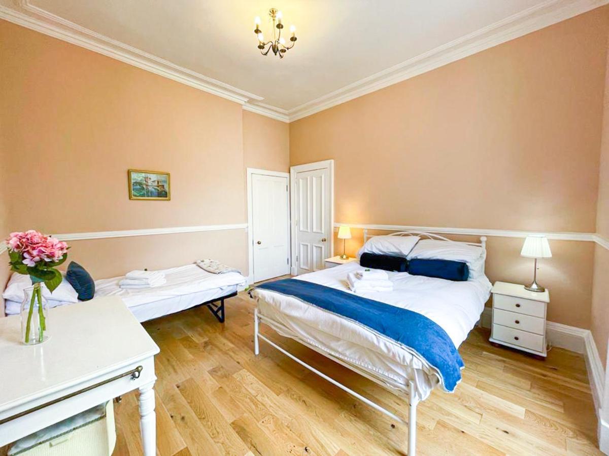 Remarkable 5Br Townhouse With Garden, Sleeps 12 Edinburgh Luaran gambar