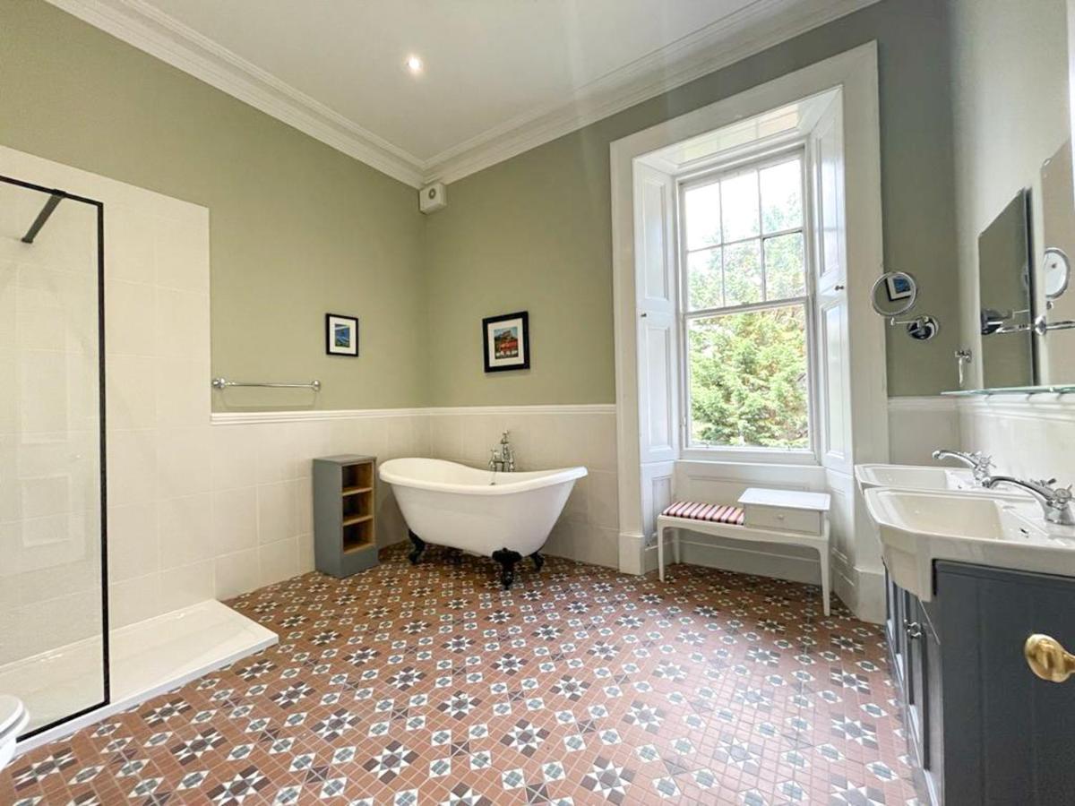 Remarkable 5Br Townhouse With Garden, Sleeps 12 Edinburgh Luaran gambar