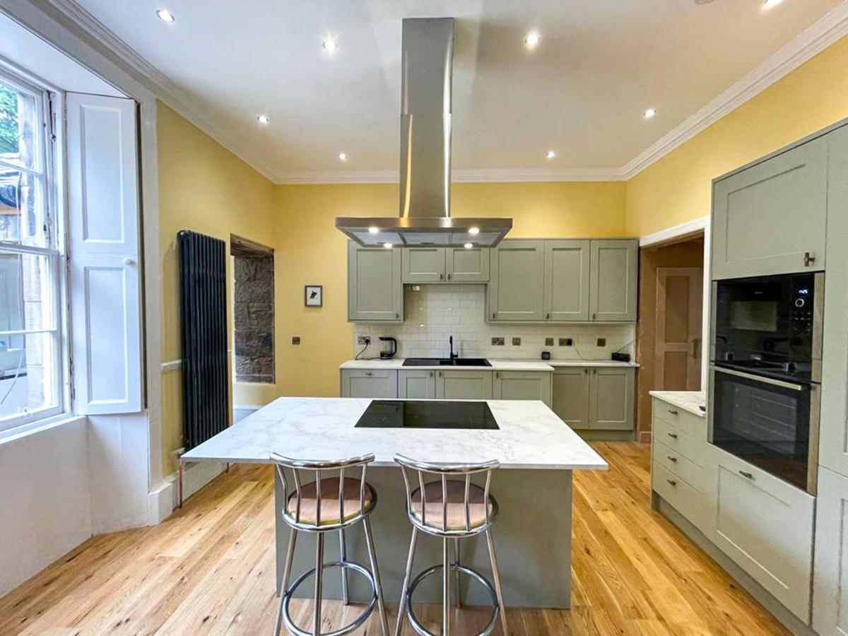 Remarkable 5Br Townhouse With Garden, Sleeps 12 Edinburgh Luaran gambar