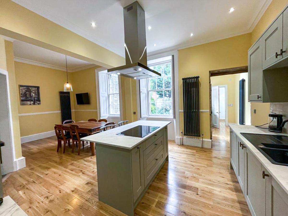 Remarkable 5Br Townhouse With Garden, Sleeps 12 Edinburgh Luaran gambar